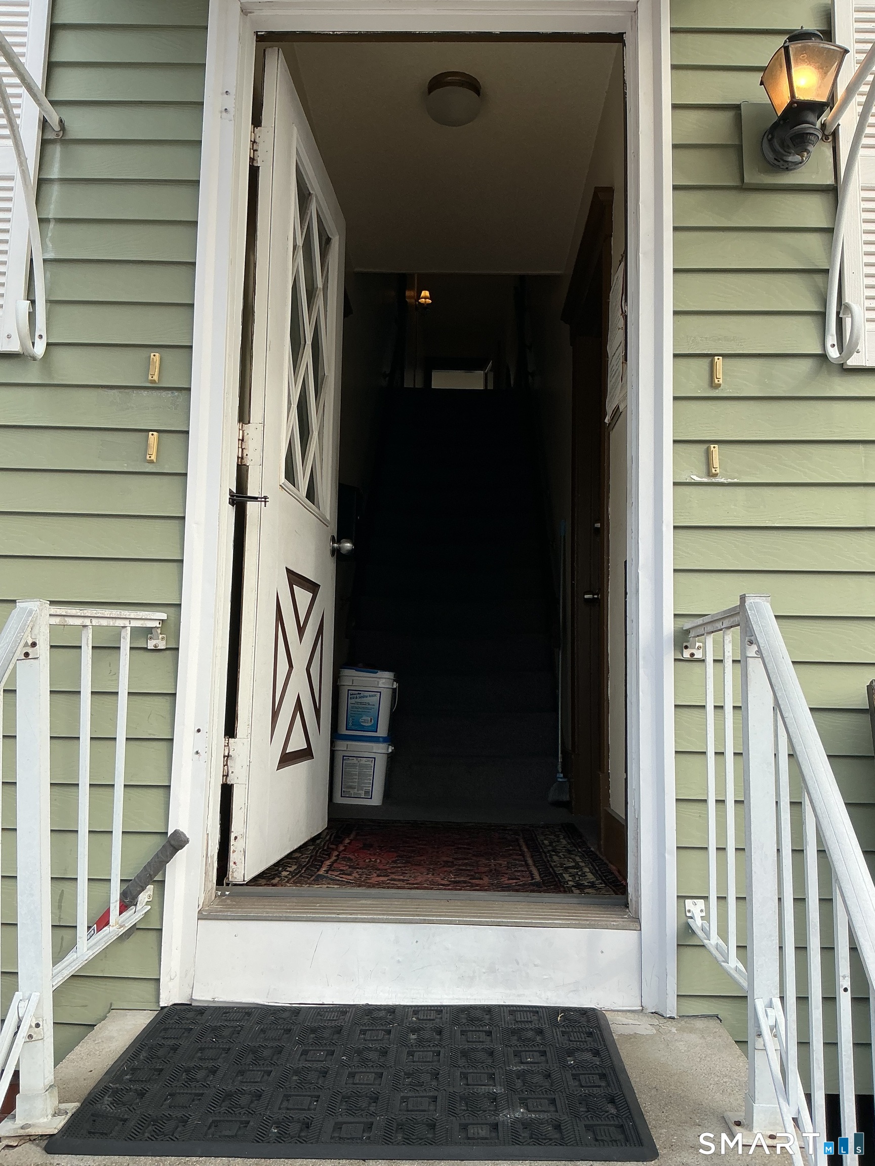 22 Suffield Street Windsor Locks, CT 06096 - Photo 4 of 30