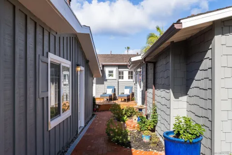 $4,190,000 | 383 Westbourne Street, San Diego, CA 92037