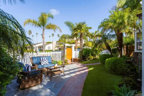 $4,190,000 | 383 Westbourne Street, San Diego, CA 92037