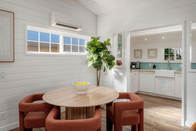 $4,190,000 | 383 Westbourne Street, San Diego, CA 92037