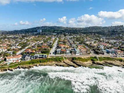 $4,190,000 | 383 Westbourne Street, San Diego, CA 92037