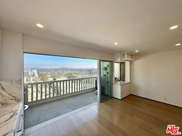 $860,000 | 999 North Doheny Drive, Unit 1005, West Hollywood, CA 90069