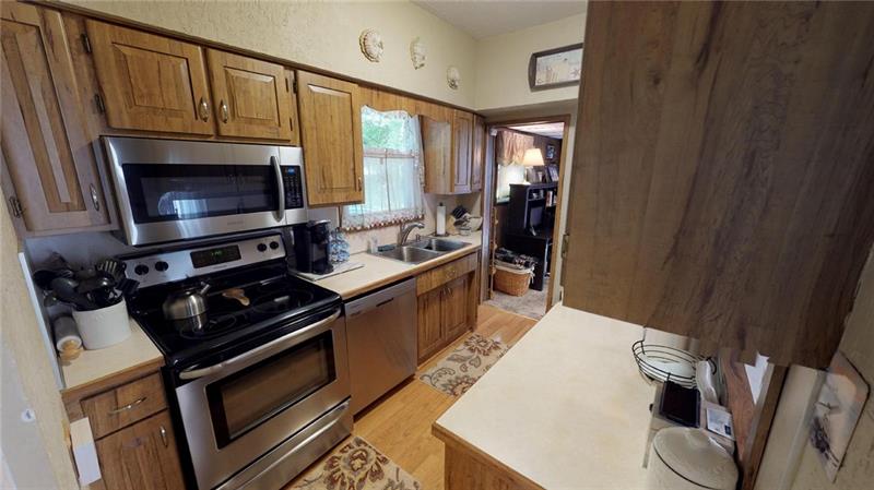 217 Summit Street Butler, PA 16001 - Photo 8 of 23