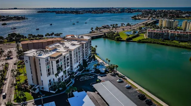 $259,000 | 7400 Sun Island Drive South, Unit 311, South Pasadena, FL 33707