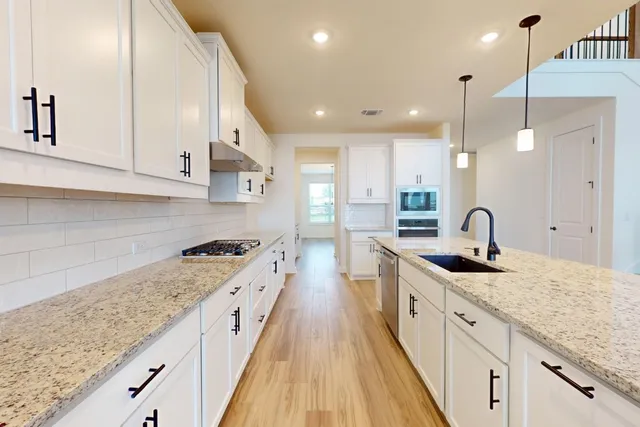 $754,990 | 853 Frisco Lane, Leander, TX 78641