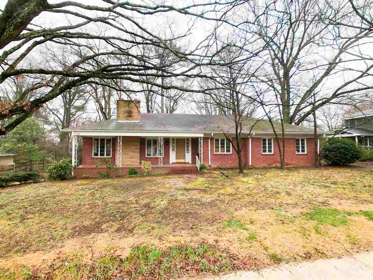 814 Woodburn Road Raleigh, NC 27605 - Photo 1 of 12 Photo 1