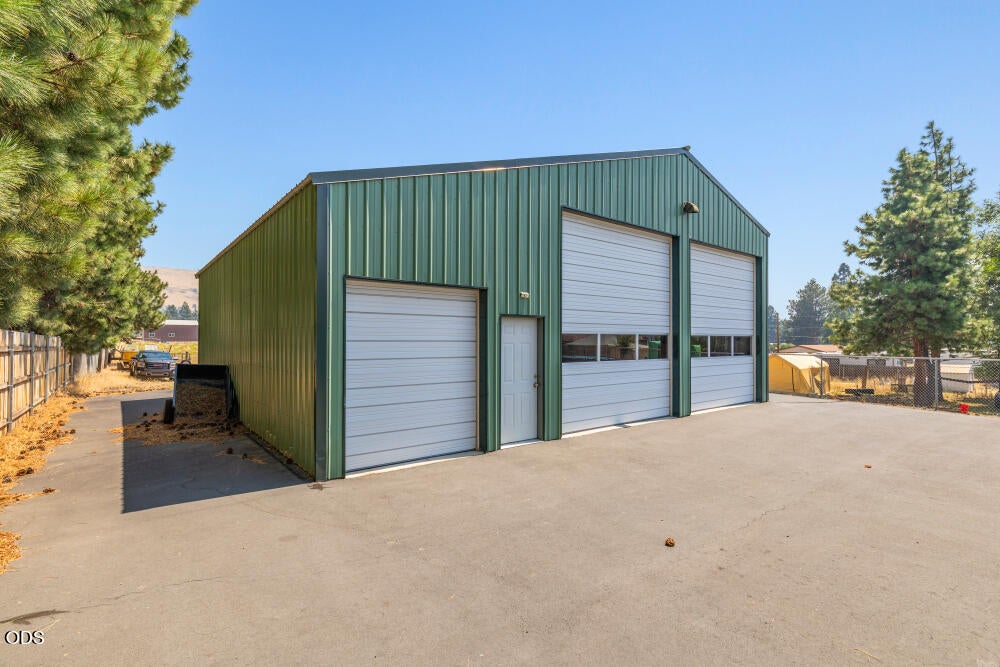 1457 Homedale Road Klamath Falls, OR 97603 - Photo 16 of 37 Gallery Image 16