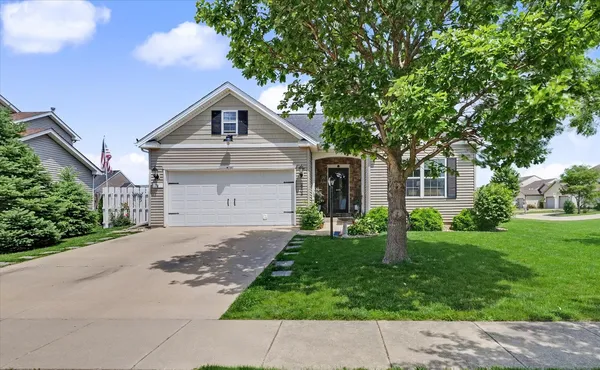 $350,000 | 3802 Sandstone Drive, Champaign, IL 61822