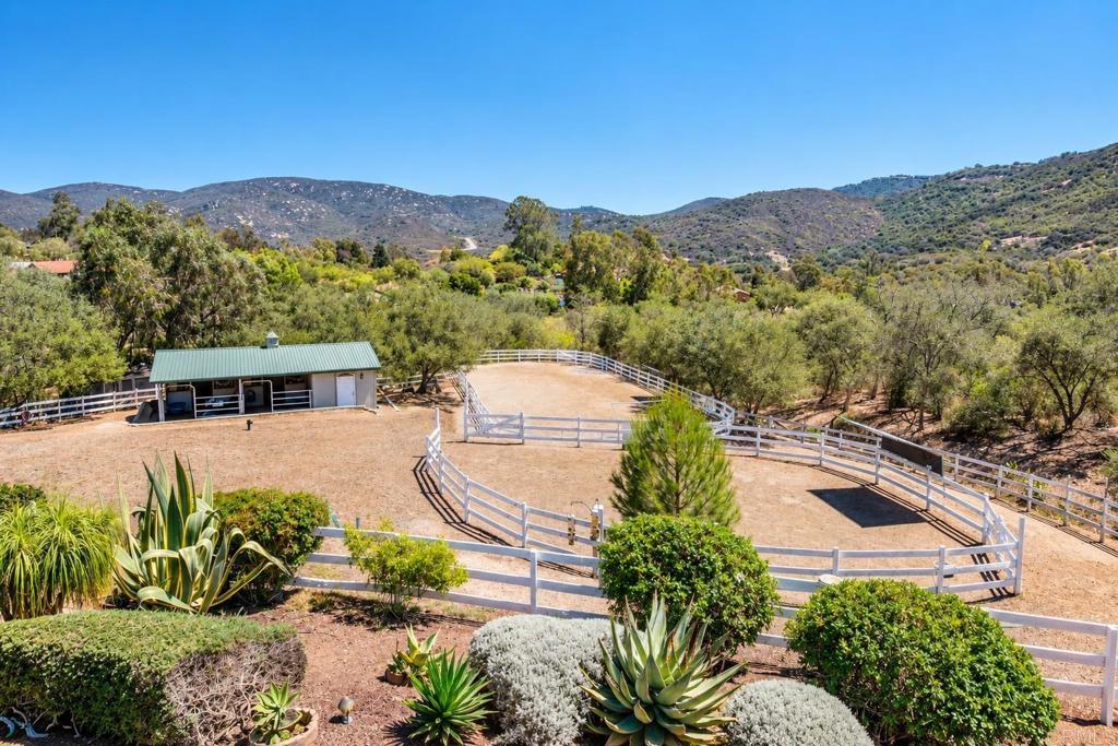20020 Elfin Forest Road Escondido, CA 92029 - Photo 2 of 35 Gallery Image 2