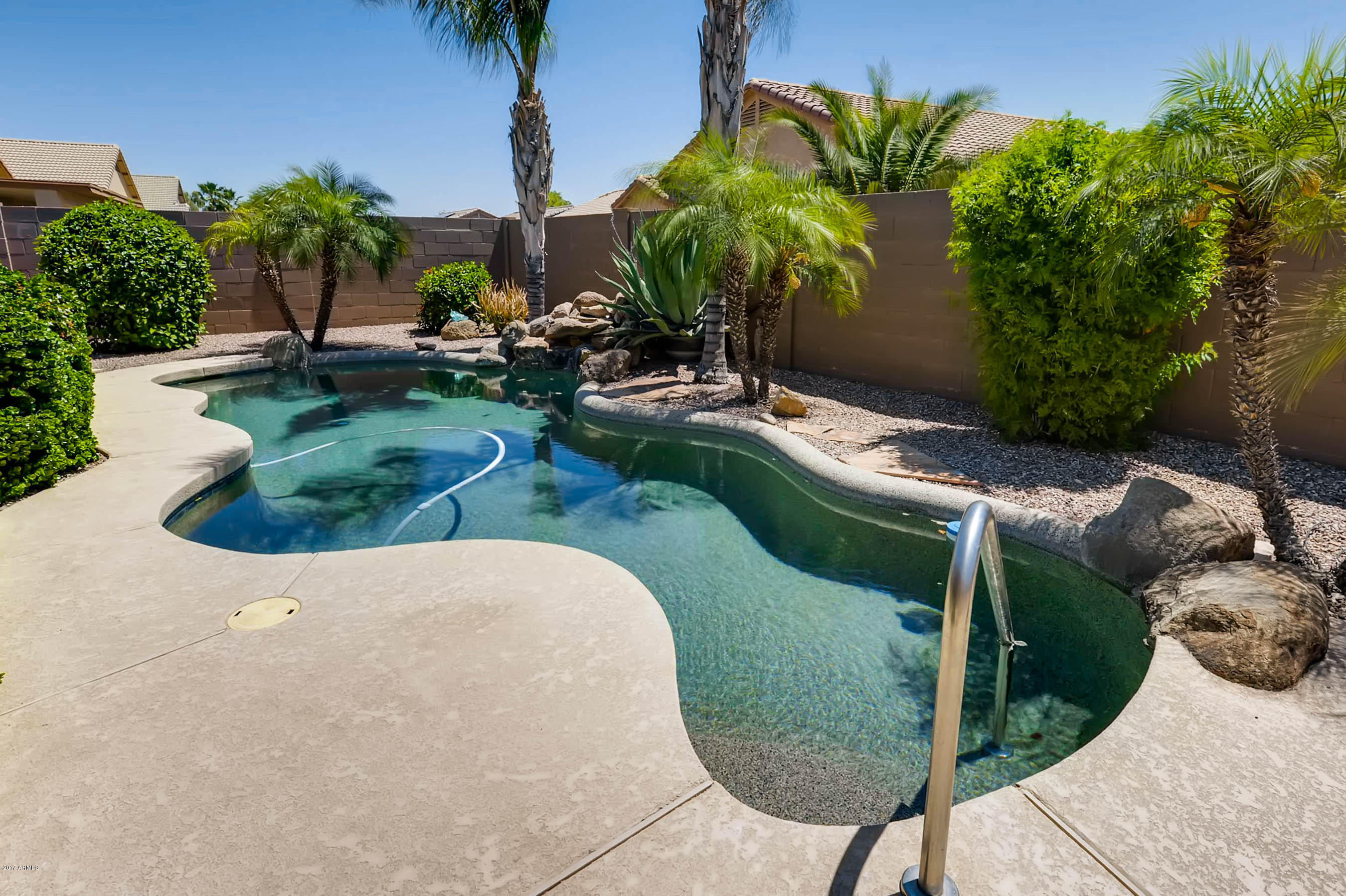 17475 West Spring Lane Surprise, AZ 85388 - Photo 27 of 28 17475 W Spring Ln Surprise AZ-print-027