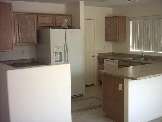 3209 West Pecan Road Phoenix, AZ 85041 - Photo 2 of 3 kitchen