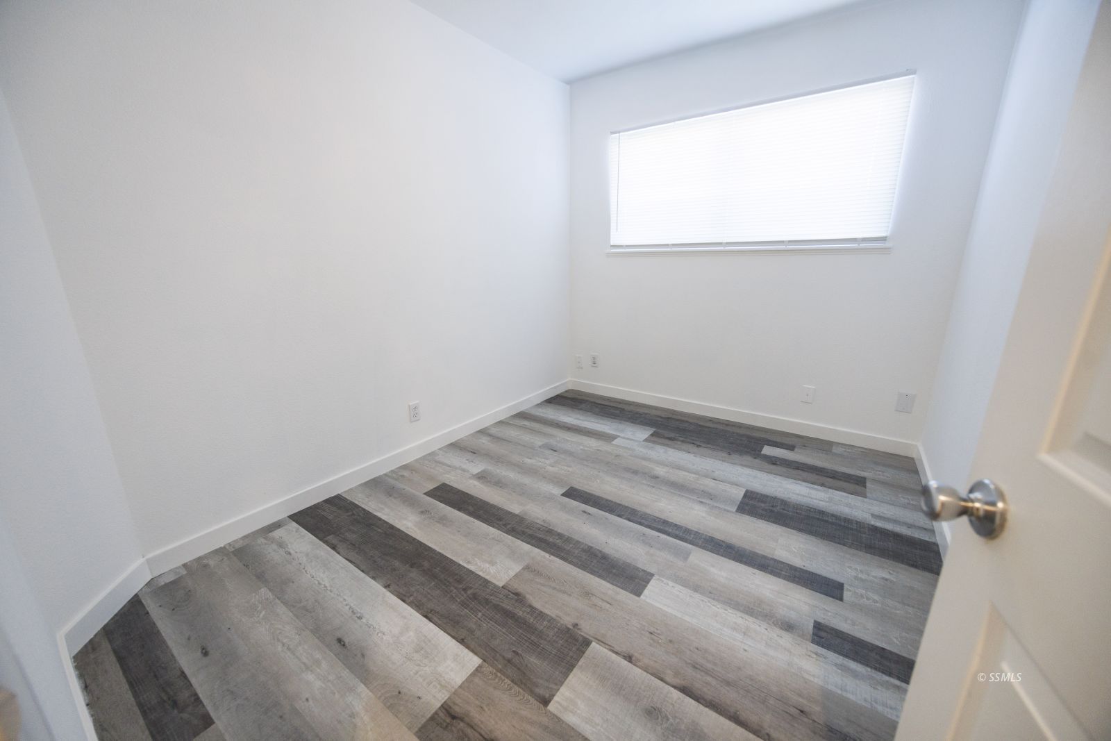 935 West Upjohn Avenue Ridgecrest, CA 93555 - Photo 12 of 40