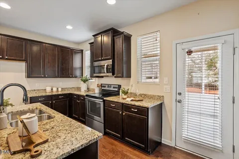 $430,000 | 2105 Pear Tree Lane, Durham, NC 27703
