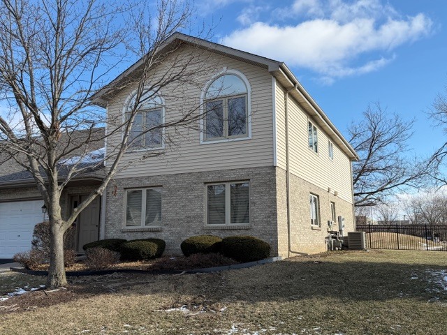 182 Saenz Lane, Unit 182 Joliet, IL 60436 - Photo 1 of 28