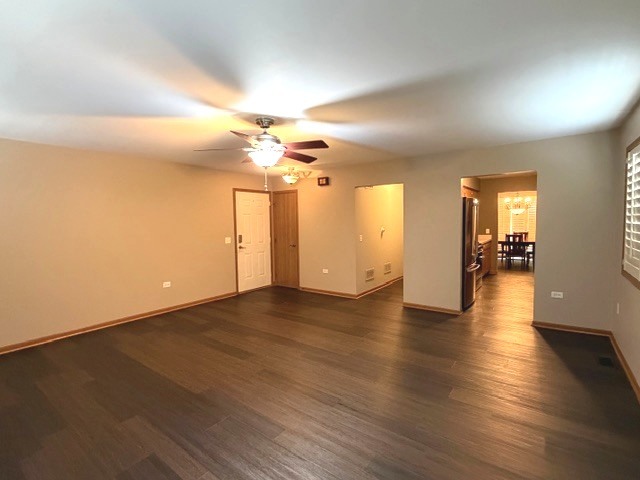 182 Saenz Lane, Unit 182 Joliet, IL 60436 - Photo 3 of 28