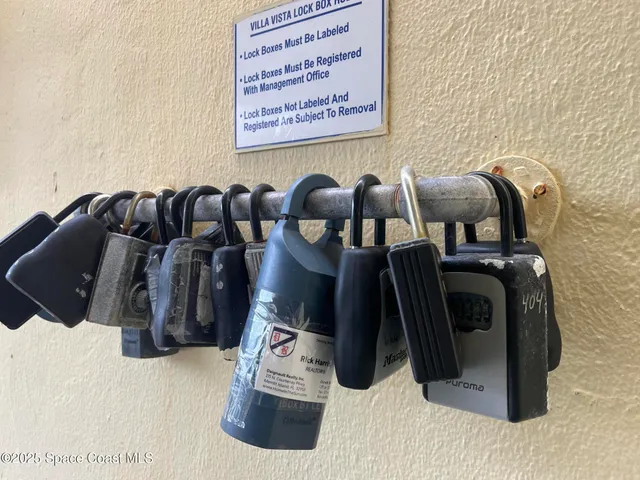 $2,300 | 4700 Ocean Beach Boulevard, Unit 410, Cocoa Beach, FL 32931