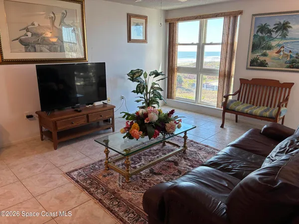 $2,300 | 4700 Ocean Beach Boulevard, Unit 410, Cocoa Beach, FL 32931