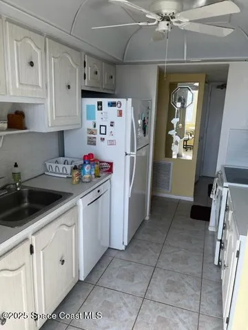 $2,300 | 4700 Ocean Beach Boulevard, Unit 410, Cocoa Beach, FL 32931
