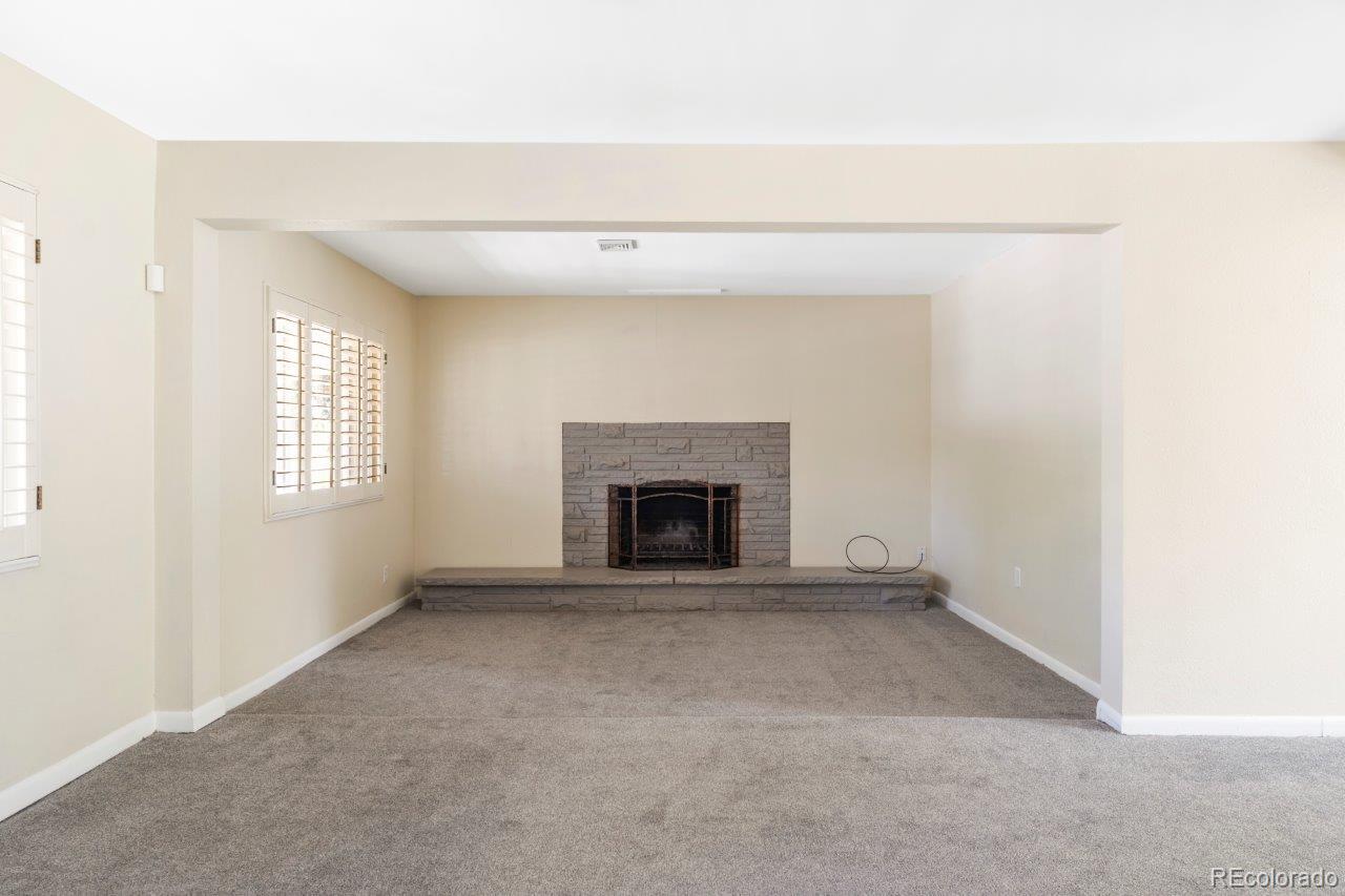 956 Racine Street Aurora, CO 80011 - Photo 6 of 25