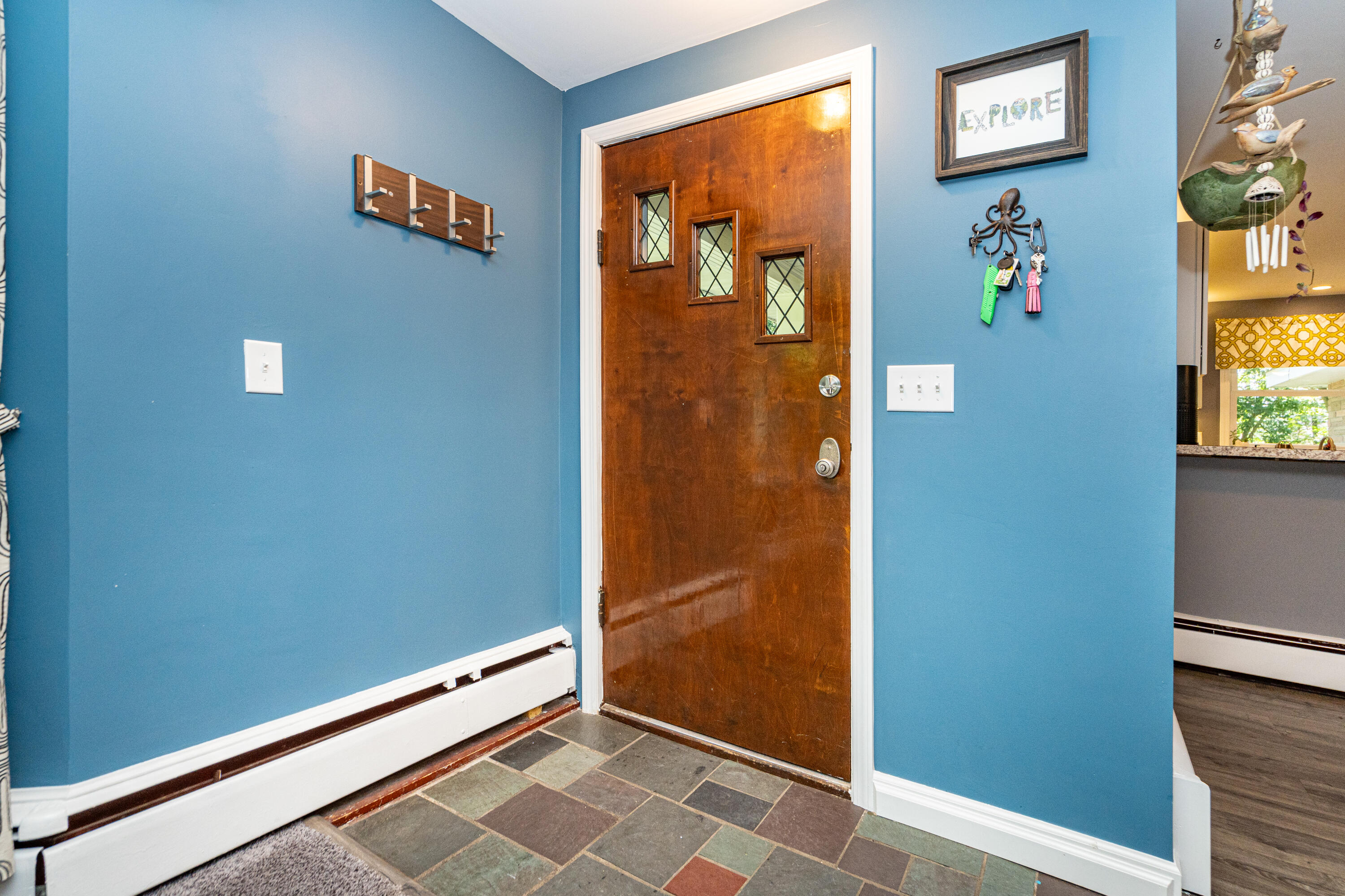 10390 Rawsonville Road Belleville, MI 48111 - Photo 4 of 54 021_43