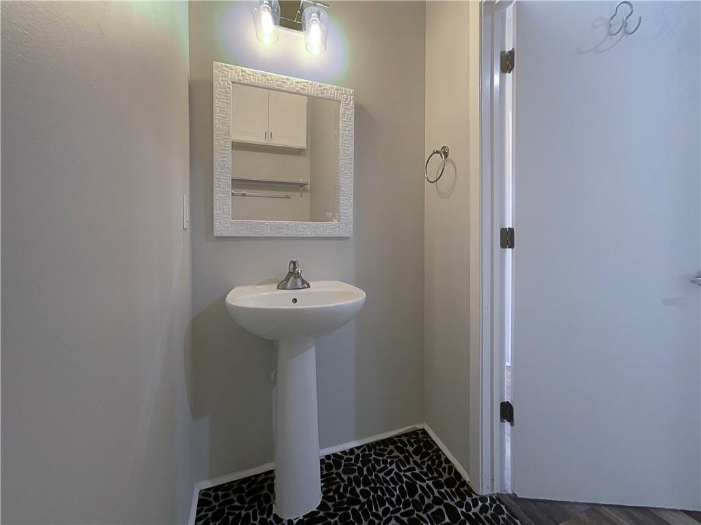 560 Dutch Valley Road Northeast, Unit 2301 Atlanta, GA 30324 - Photo 18 of 23