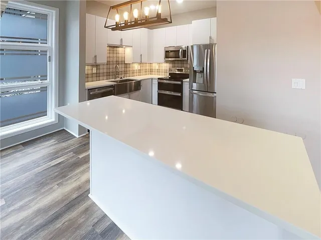 $310,000 | 560 Dutch Valley Road Northeast, Unit 2301, Atlanta, GA 30324