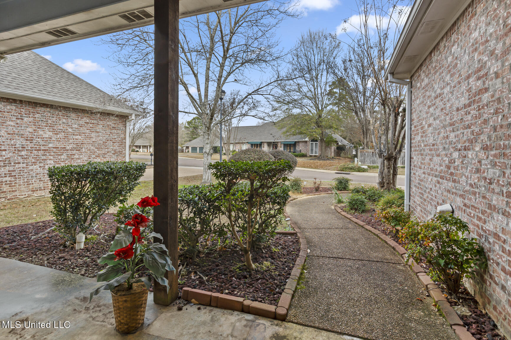 231 Garden Street Ridgeland, MS 39157 - Photo 3 of 35 231 Garden St-5
