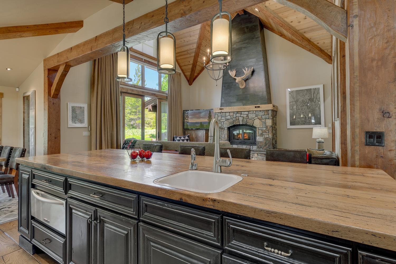 12420 Springbrook Place Truckee, CA 96161 - Photo 14 of 28