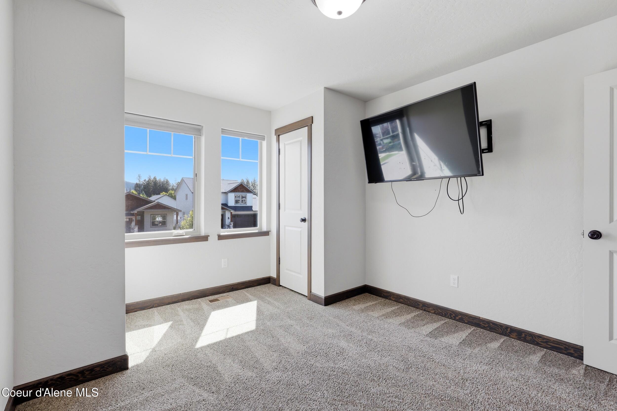 6643 North Gavin Loop Coeur D'Alene, ID 83815 - Photo 18 of 30 Upstairs Bedroom 2