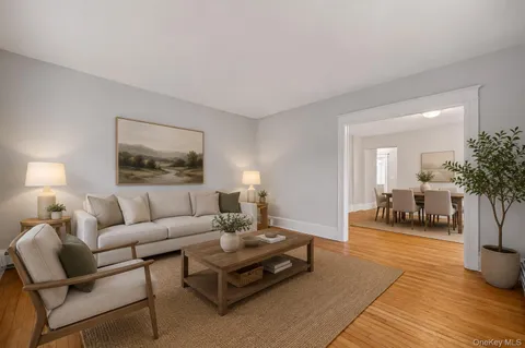 $1,225,000 | 17 Grant Street, Pleasantville, NY 10570
