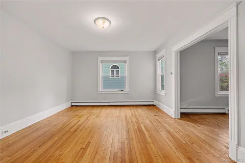 $1,225,000 | 17 Grant Street, Pleasantville, NY 10570