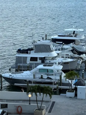 $3,000 | 1865 Brickell Avenue, Unit A604, Miami, FL 33129