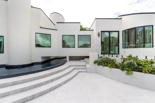 $3,500,000 | 2651 Northeast 22nd Court, Pompano Beach, FL 33062