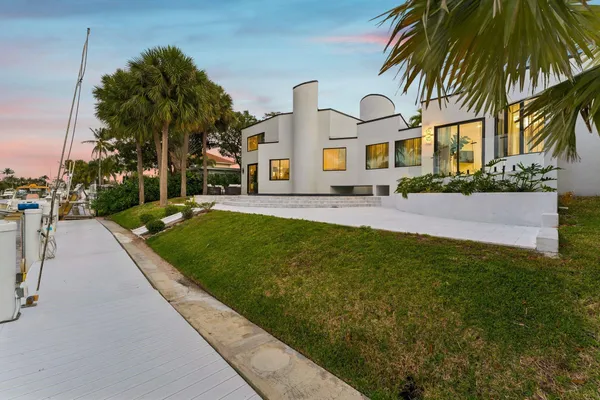 $3,500,000 | 2651 Northeast 22nd Court, Pompano Beach, FL 33062