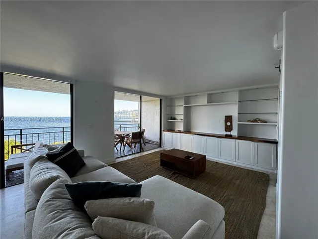 $5,000 | 1632 South Bayshore Court, Unit 302, Miami, FL 33133