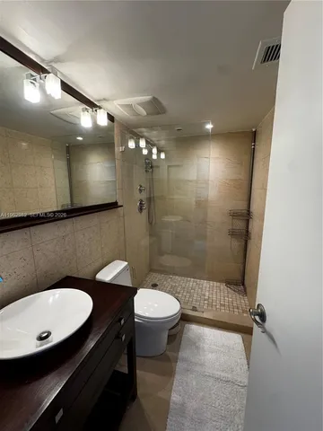 $5,000 | 1632 South Bayshore Court, Unit 302, Miami, FL 33133