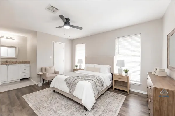 $1,750 | 1930 Avenue B, Katy, TX 77493