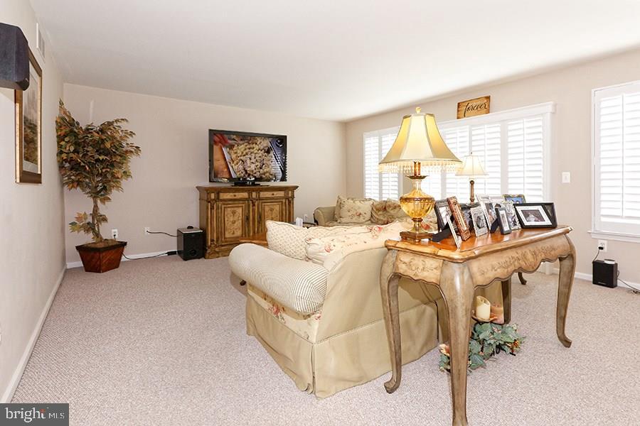 344 Leeward Road Manahawkin, NJ 08050 - Photo 14 of 41