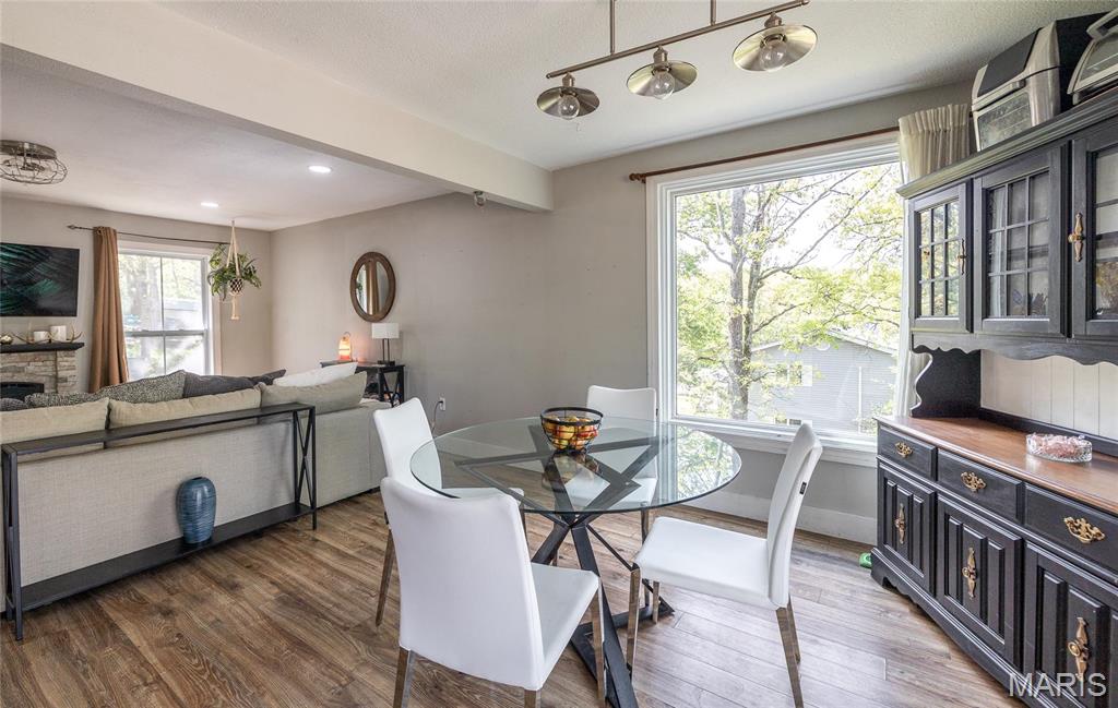 12052 Cedar Grove Road Rolla, MO 65401 - Photo 10 of 33