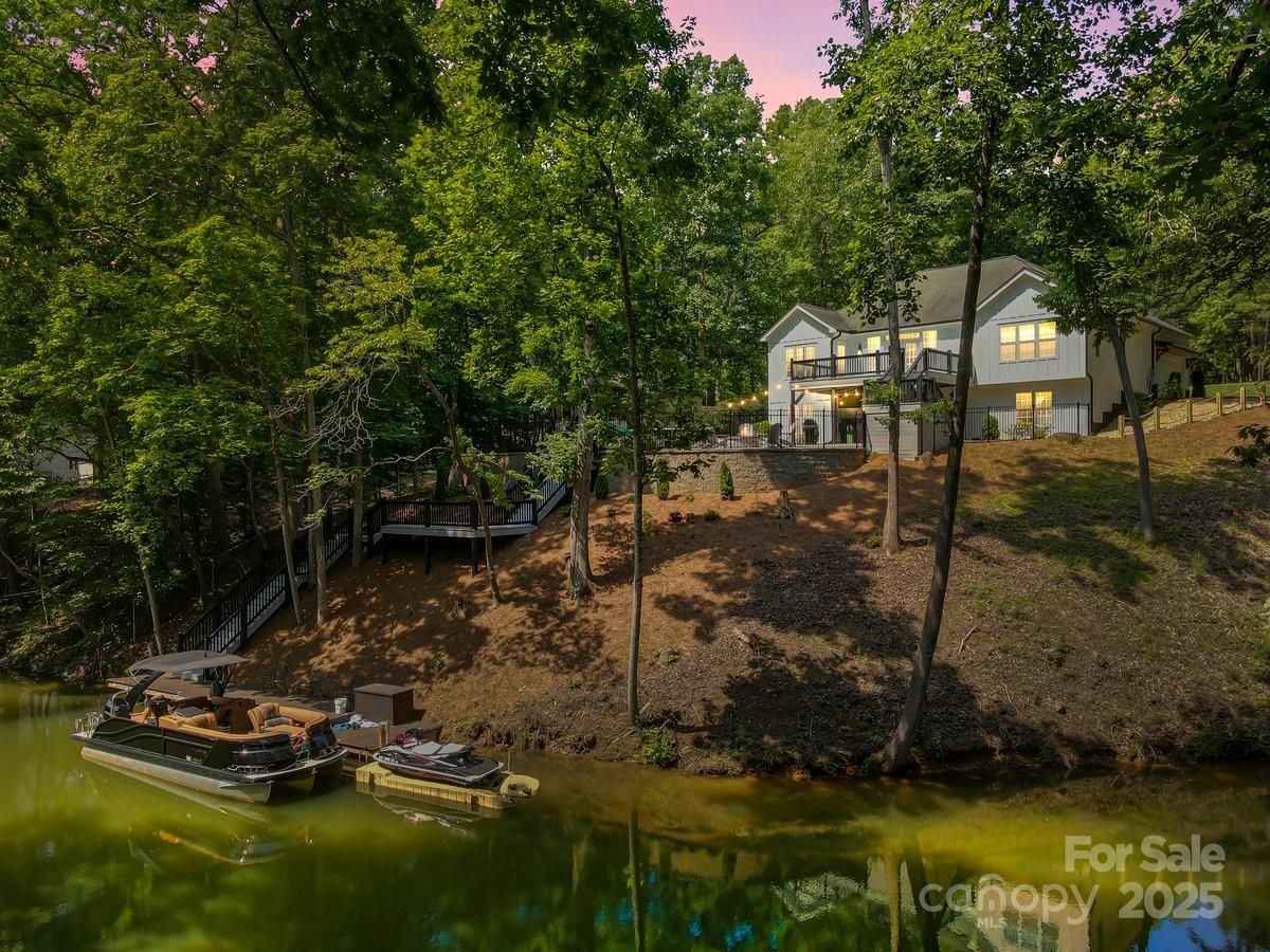 402 Wildlife Road Troutman, NC 28166 - Photo 2 of 36