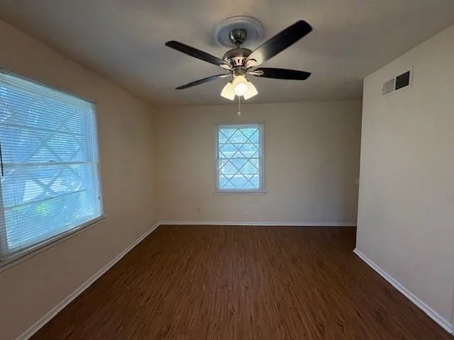 $1,700 | 8270 Chapin Road, Fort Worth, TX 76116