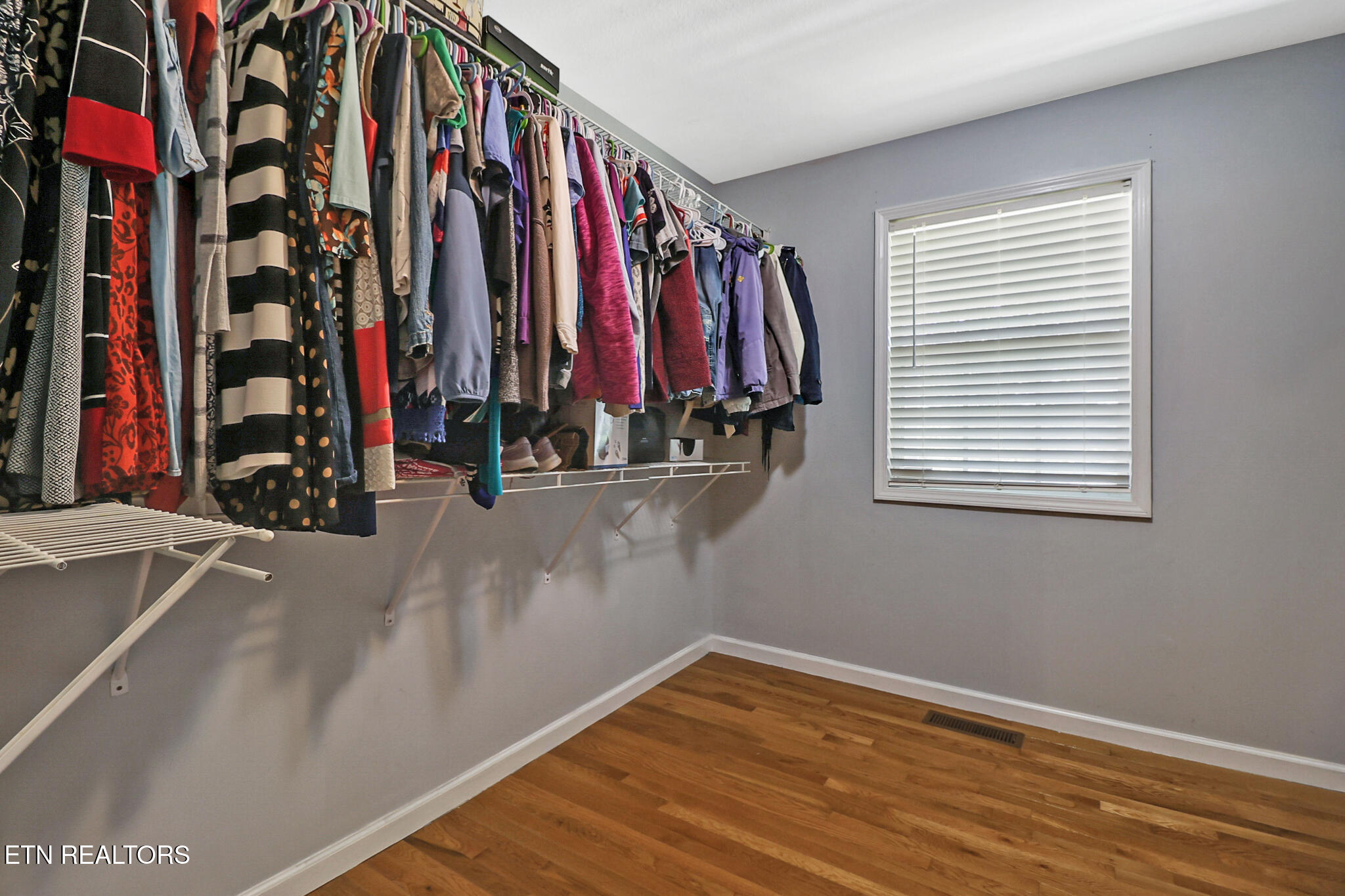 122 Frankfort Road Lancing, TN 37770 - Photo 14 of 60 Primary Bedroom Closet