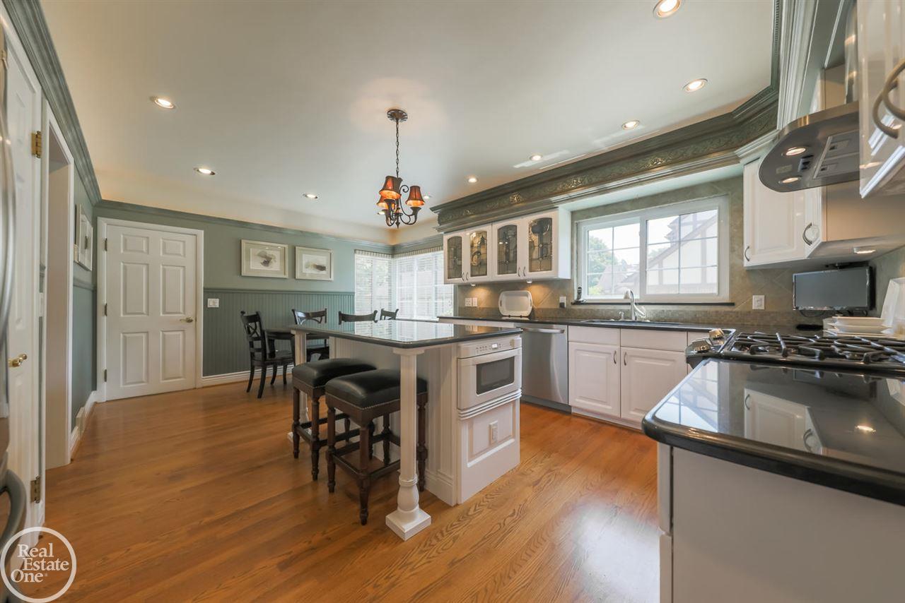 652 Middlesex Road Grosse Pointe Park, MI 48230 - Photo 26 of 75