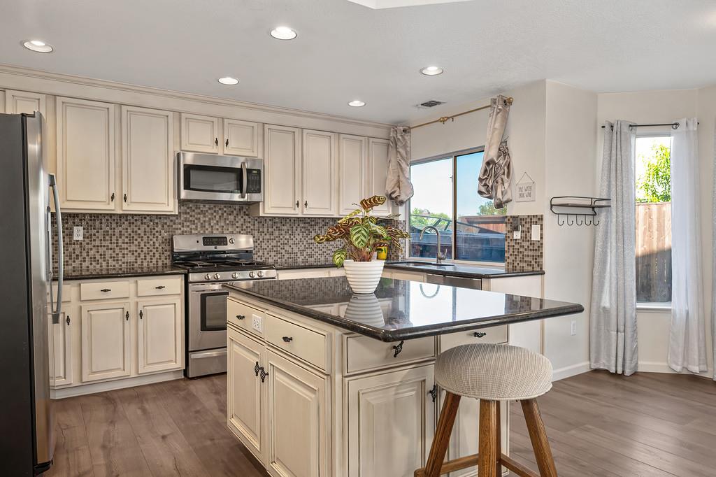 5658 Blackrock Road Rocklin, CA 95765 - Photo 23 of 60