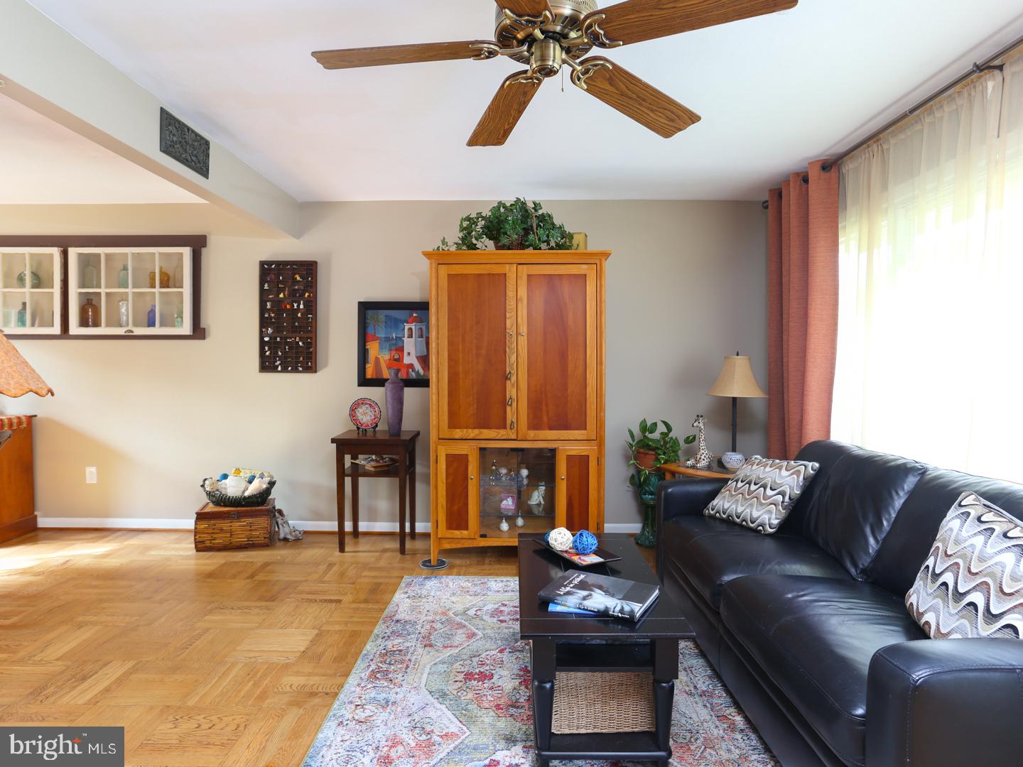 39 Valley View Road Hamilton, NJ 08620 - Photo 4 of 24 Gallery Image 4