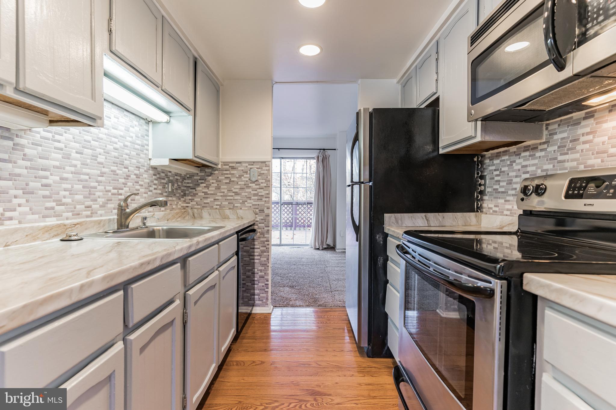 7031 Palamar Turn Lanham, MD 20706 - Photo 3 of 12 Kitchen