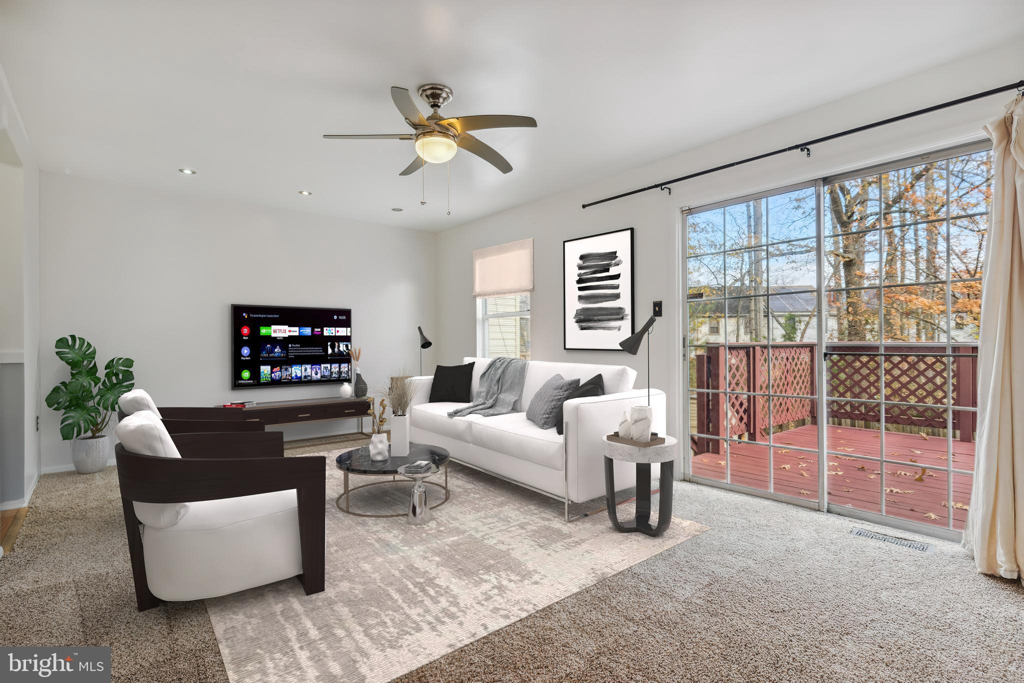 7031 Palamar Turn Lanham, MD 20706 - Photo 4 of 12 Living Room