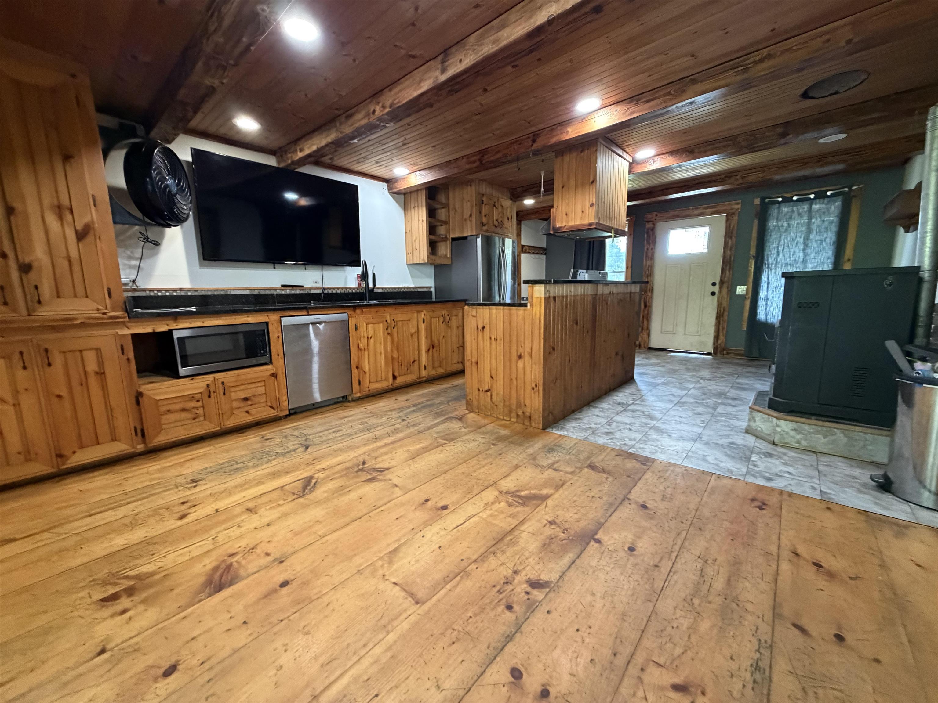 192 Elmore Road Worcester, VT 05682 - Photo 10 of 29 Gallery Image 10