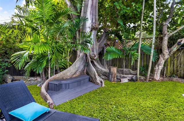 a view of an outdoor sitting area with chairs