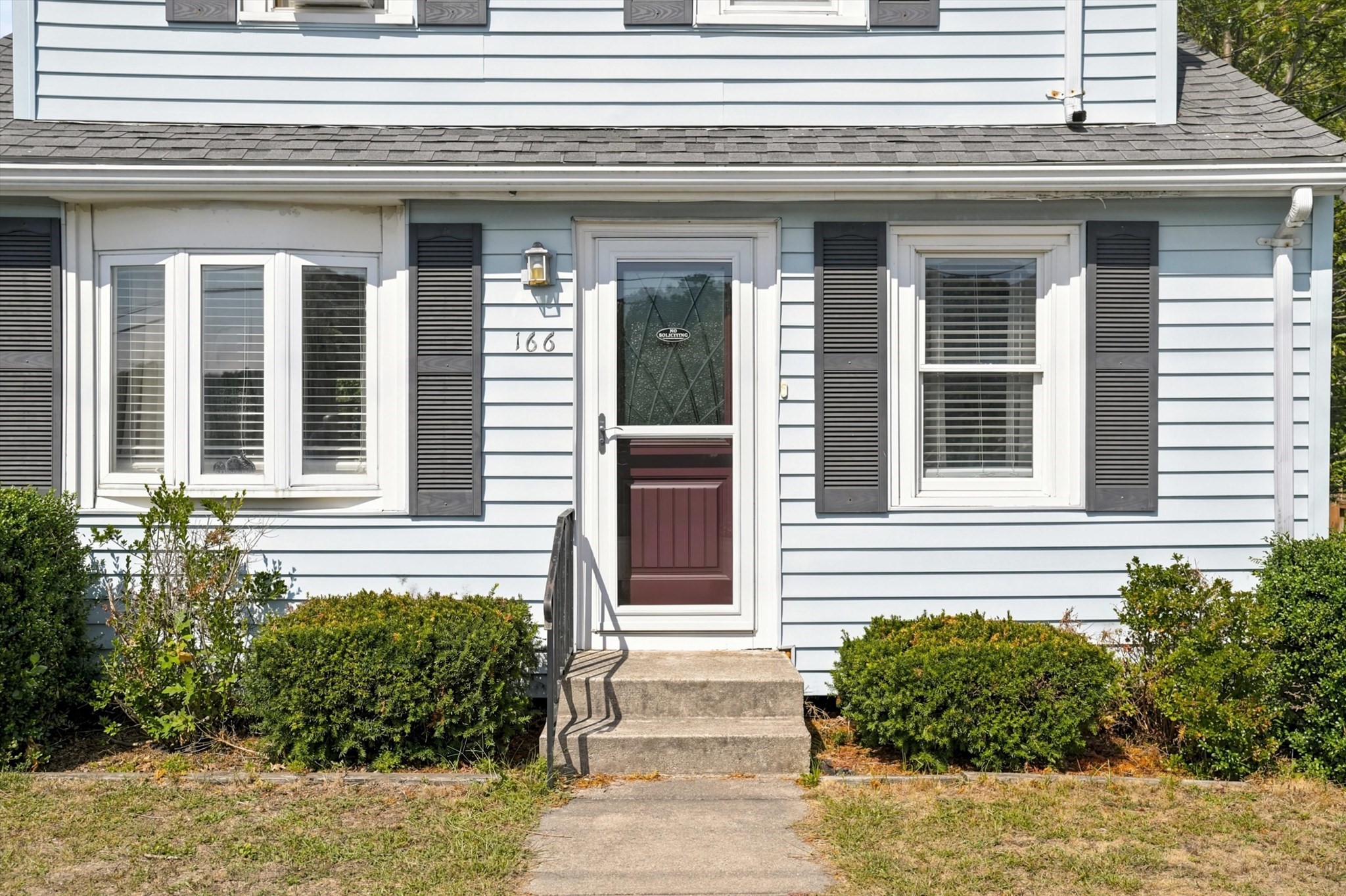 166 Sandwich Road Wareham, MA 02571 - Photo 3 of 33 Gallery Image 3
